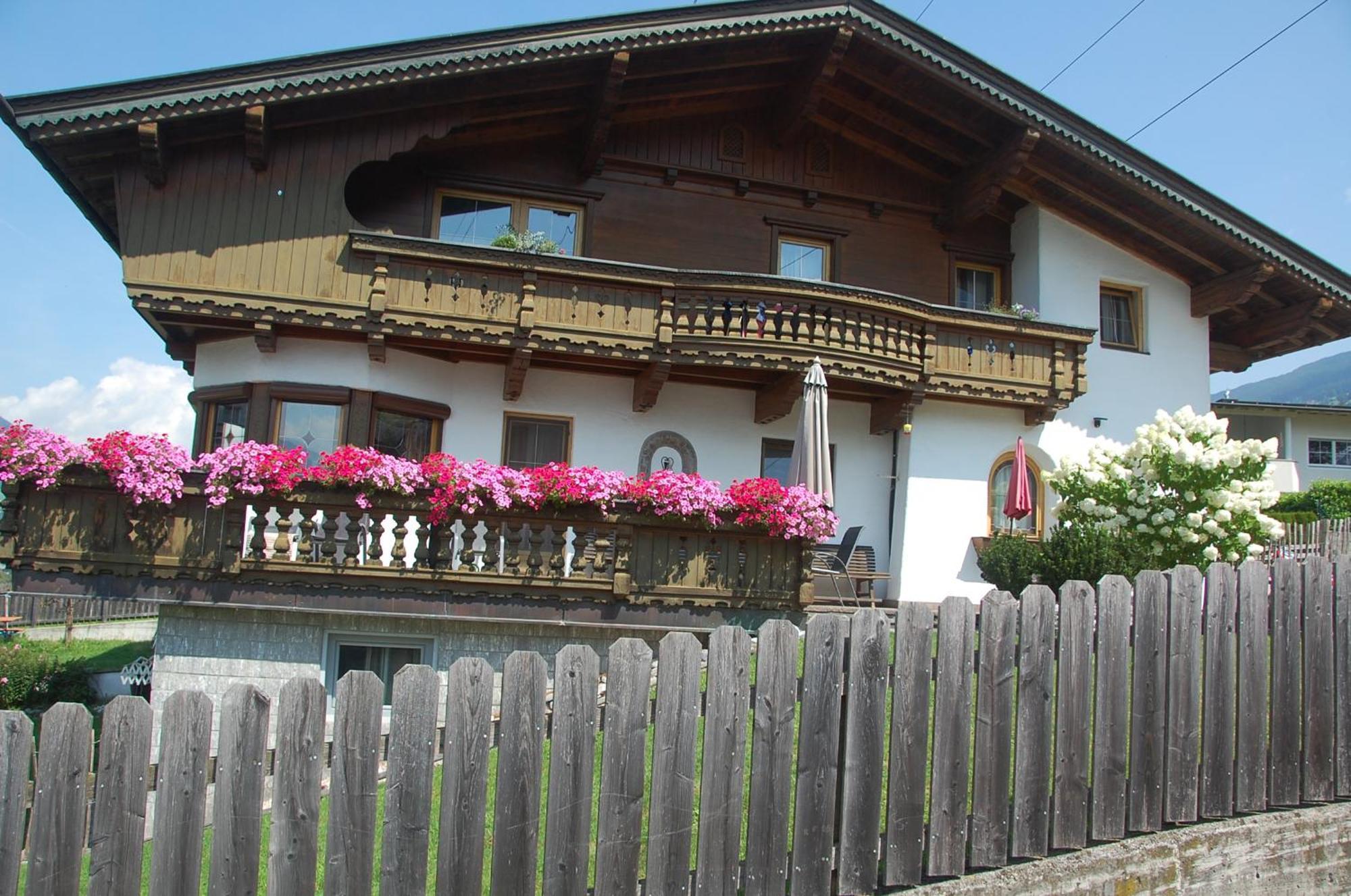 Villa Haus Hart Im Zillertal 6 Personen Exterior foto